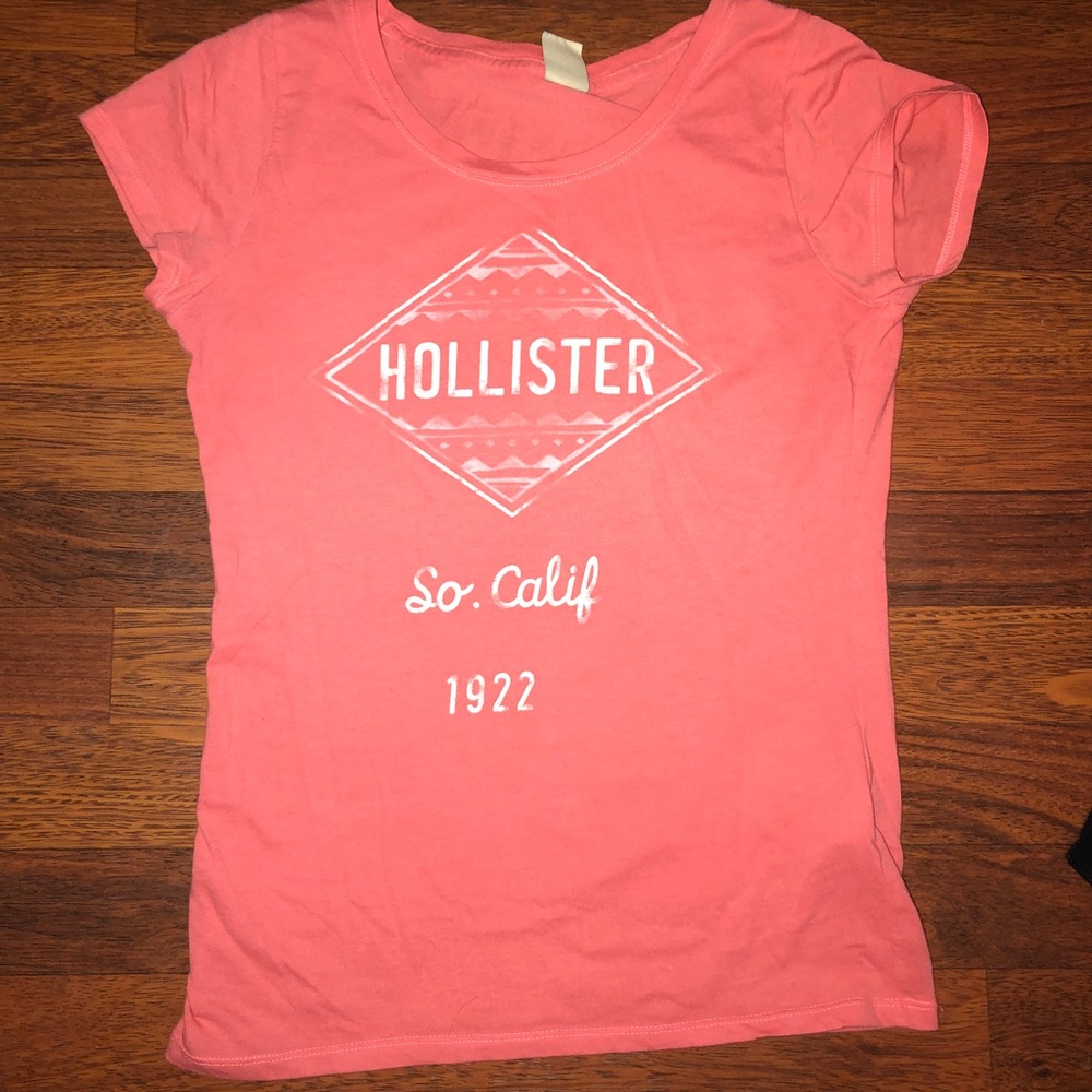 PINK HOLLISTER TEE💗